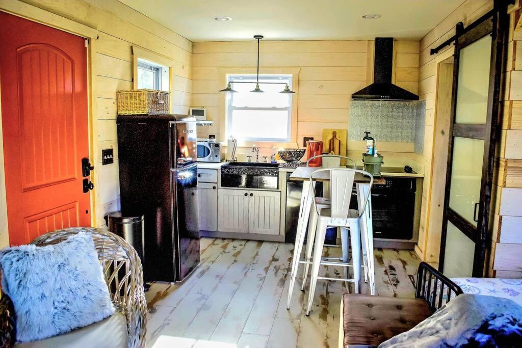 Secluded Tiny House By The Marsh With Hunting Island Beach Pass Frogmore Exterior foto